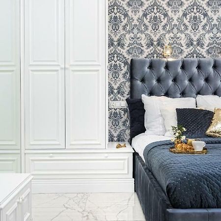 Golden Fish - New Apartment - Old Town Красков Екстериор снимка