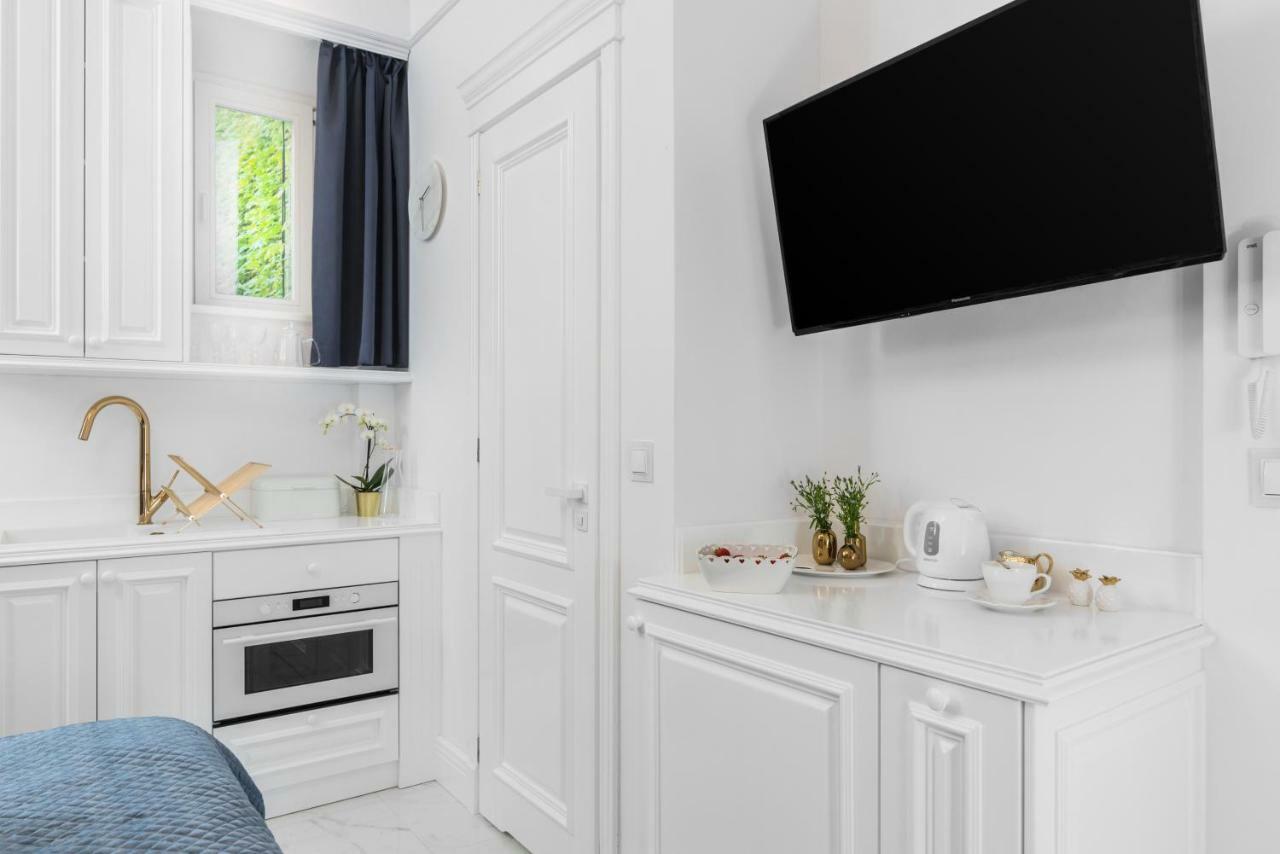 Golden Fish - New Apartment - Old Town Красков Екстериор снимка