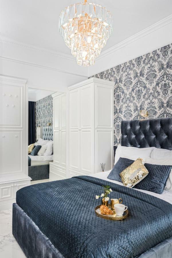 Golden Fish - New Apartment - Old Town Красков Екстериор снимка